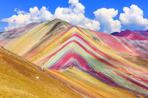 Wycieczka po Rainbow Mountain i Red Valley