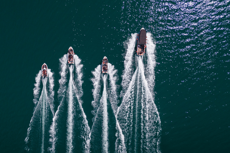 Kotor : Excursión en grupo en lancha rápida a la Cueva Azul