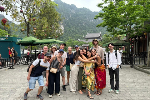 吉婆岛：宁平、长安、木洞和拜订寺 2 日游猫巴岛：宁平、长安、木阿洞和拜订寺 2 日游