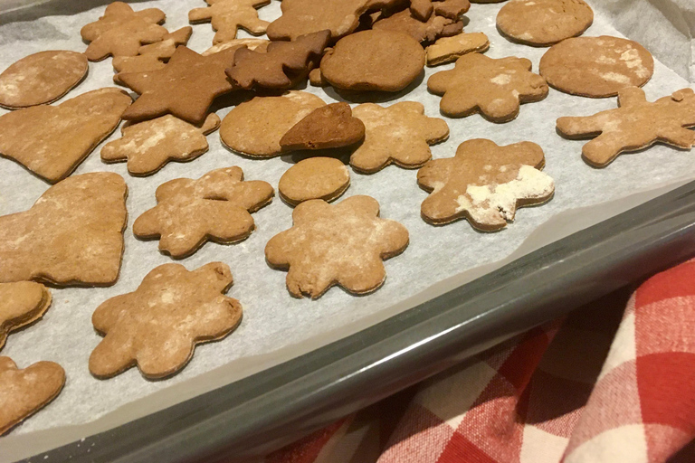 Tallinn: Local Gingerbread Workshop in the Old Town