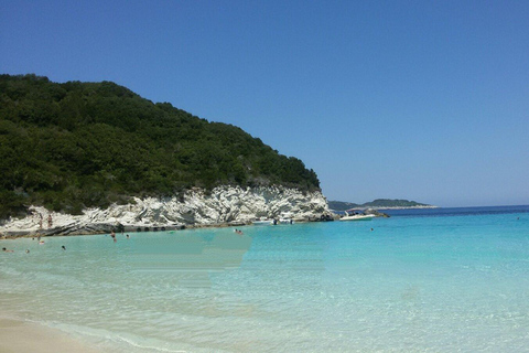 Desde Lefkimmi: Paxos, Antipaxos y Tour en barco por las Cuevas AzulesDesde Lefkimmi: Paxos, Antipaxos y Excursión en Barco por las Cuevas Azules