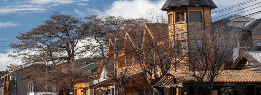 DE BARILOCHE : SAN MARTIN DE LOS ANDES PAR 7 LACS
