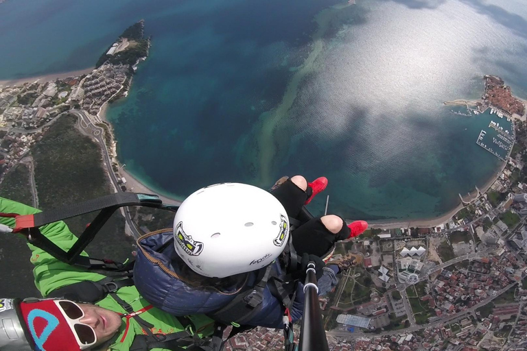 Parapente Montenegro: Excursión aérea sobre el casco antiguo de Budva