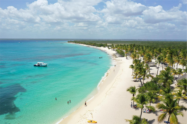 Vanuit Punta Cana: Hele dag privé catamaran op Catalina-eilandVanuit Punta Cana: Dagtrip privé duiken op Catalina eiland