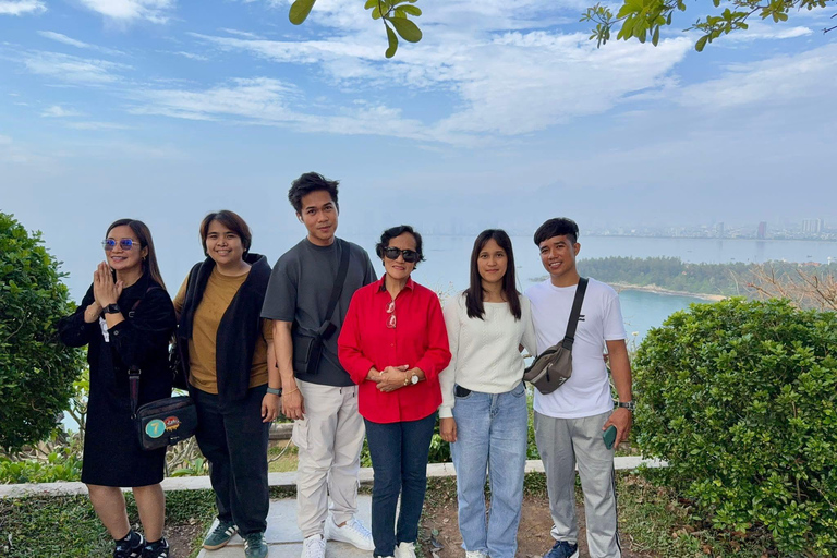 Da Nang: City Sightseeing Tour with Charming Da Nang Show