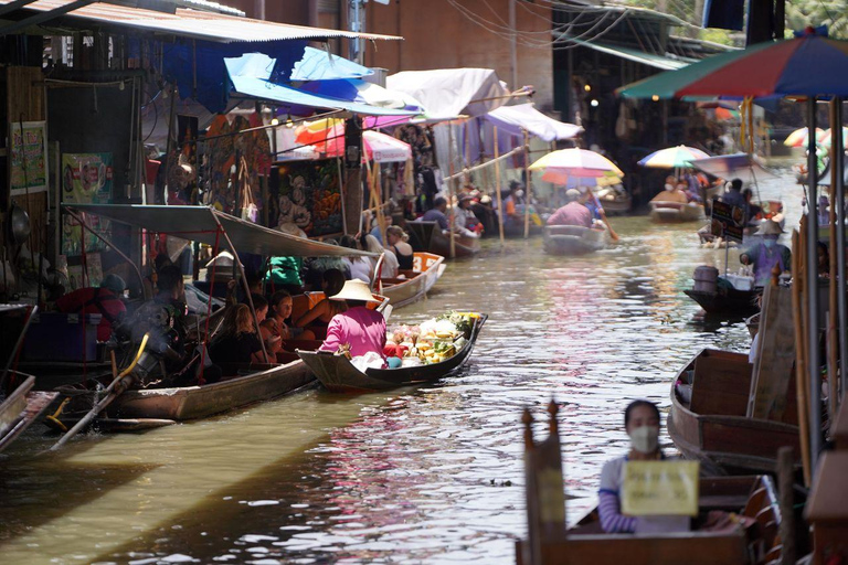 Bangkok : Premium Maeklong & Floating Market Tour (9 pax)