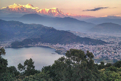 Pokhara: Visita le sette migliori destinazioni turistiche con un autobus condiviso