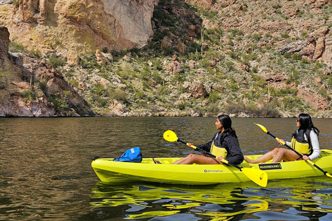 Canyon Lake: Scenic Guided Kayaking Tour