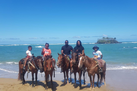 Puerto Plata: Horseback Riding Tour