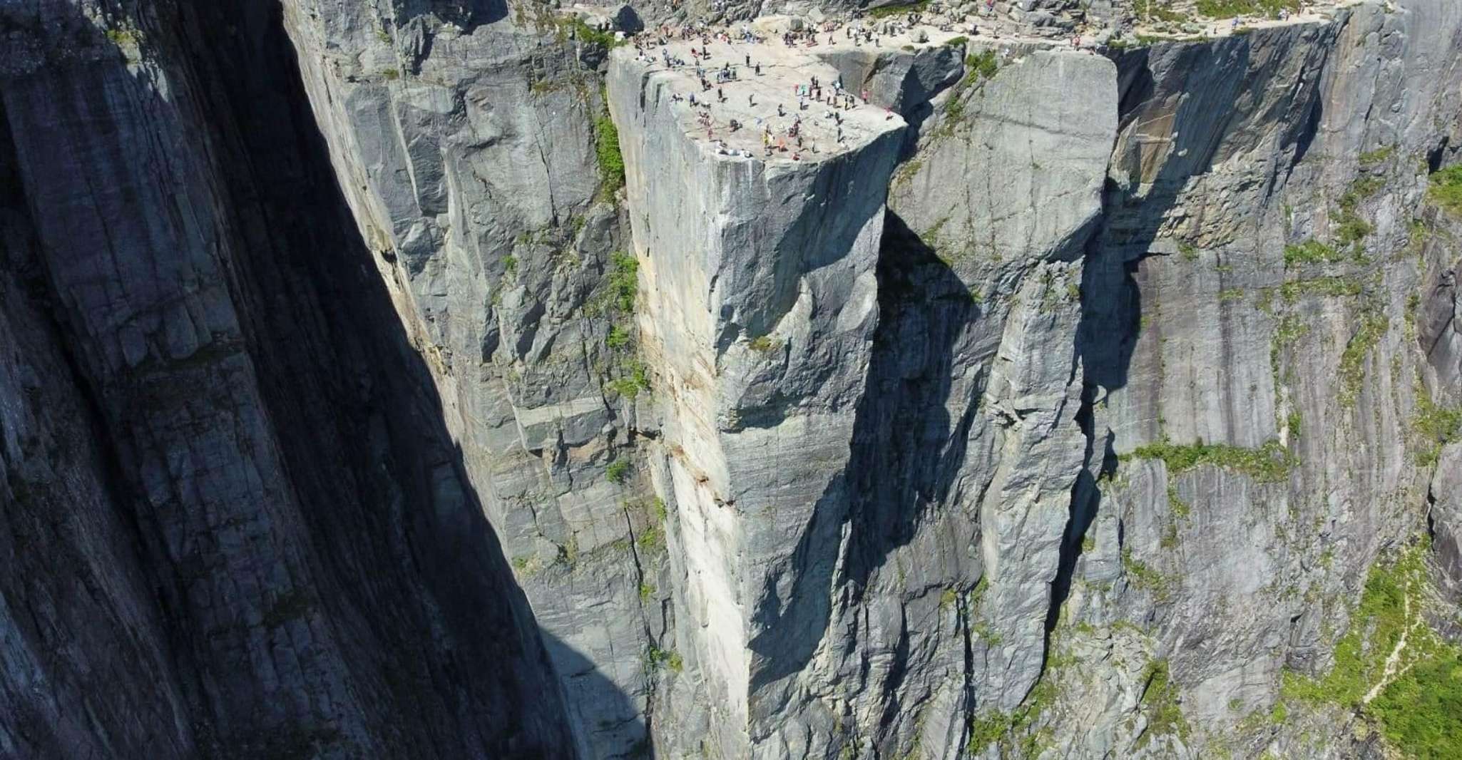 Suitetrails - Stavanger, Preikestolen Hike with Hotel/Ship Transfer