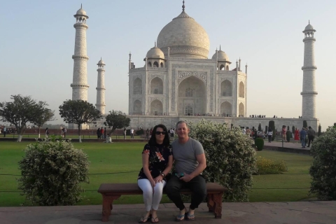 From Delhi: Overnight Taj Mahal & Agra Tour with Breakfast Tour with Car, Guide, and Entry Tickets
