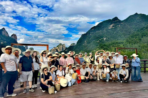 Zhangjiajie: Vine Tea Picking & Making Half-Day Tour