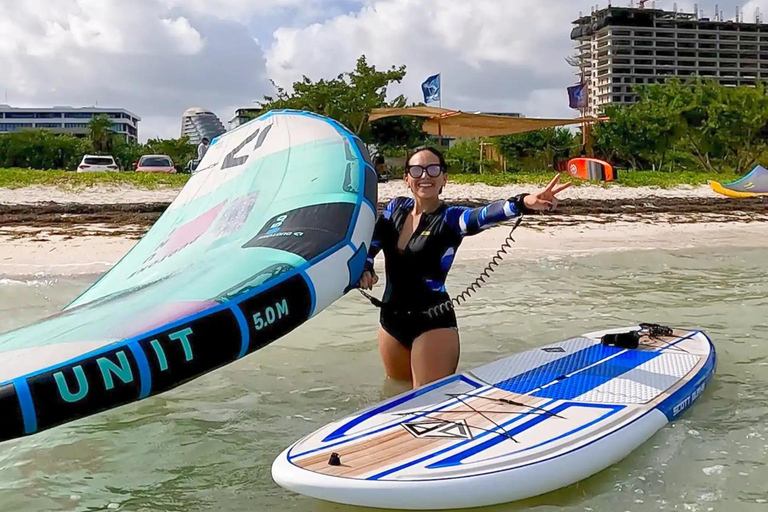 Cancún: Kitesurfing or Wingfoiling | Lessons Cancún: Wingfoil Lesson 2 Hrs