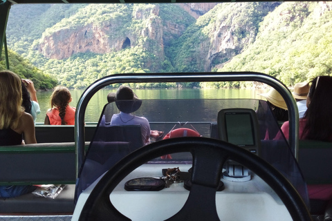 Hoedspruit: Blyde Dam Boat Cruise Blyde River Canyon: Blyde Dam Boat Cruise