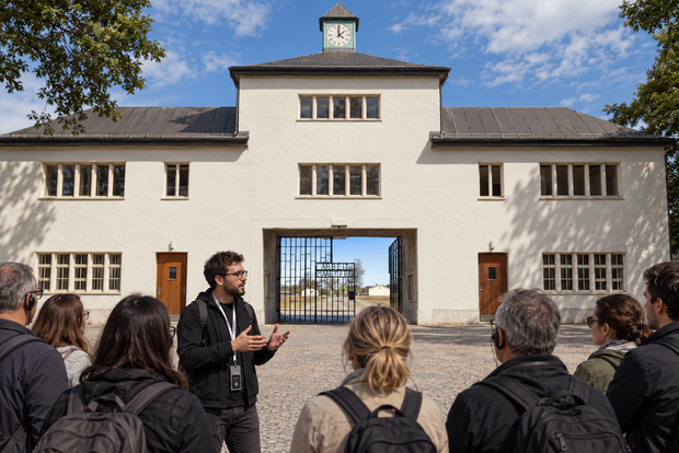 Berlino: tour di 1 giorno in bus a Sachsenhausen e Potsdam