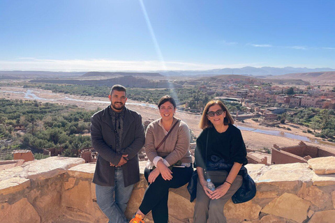 Marrakech or Fes: 4-Day Desert Tour to Erg Chebbi Dunes 4D3N Desert Tour Fez to Marrakech (Luxury Accommodations)