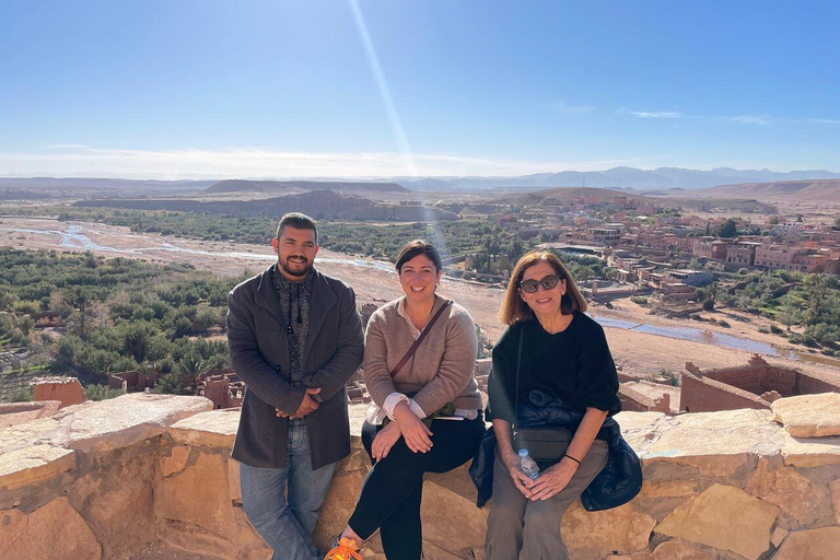 Marrakech or Fes: 4-Day Desert Tour to Erg Chebbi Dunes 4D3N Desert Tour Fez to Marrakech (Luxury Accommodations)