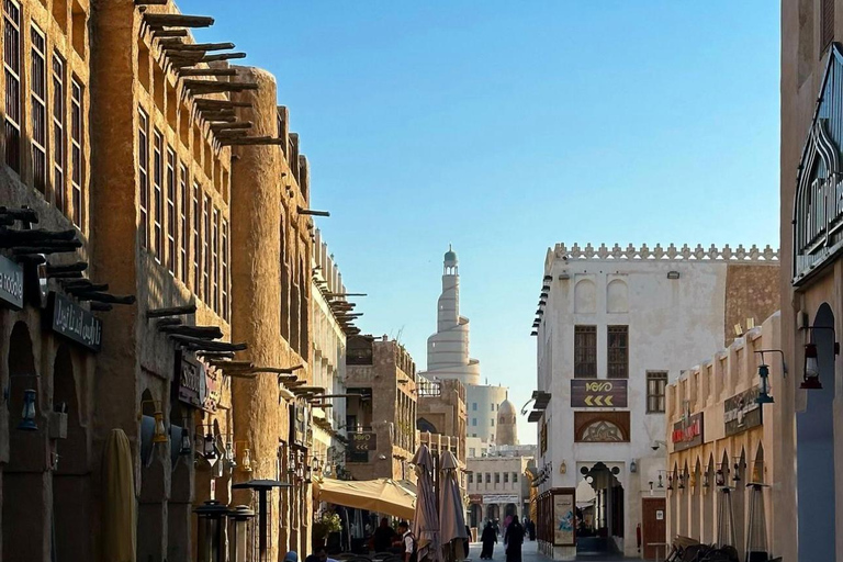 Doha: Traditionelle Dhow-Kreuzfahrt mit Abholung und Rücktransfer