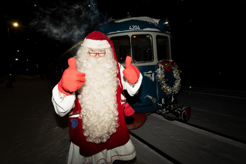 Rovaniemi Insider: Night train in Winter Forest