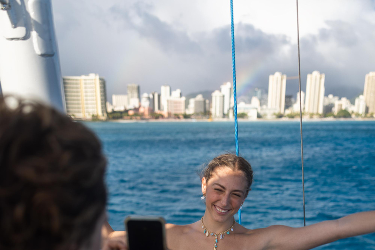 Oahu: Sunset Sail Cruise in Waikiki
