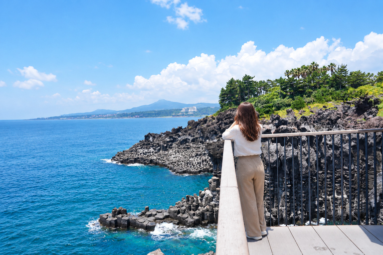 Jeju: Southwest & West Coast Highlights Full Day Bus Tour
