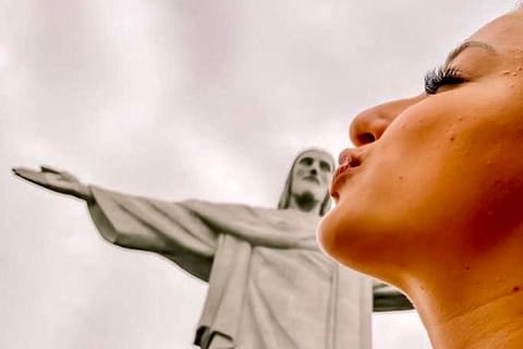 Rio de Janeiro: Christ the Redeemer and Sugarloaf Mountain with Tickets and Transportation.