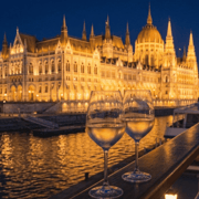Budapesti esti hajókázás korlátlan proseccó-, bor- és sörfogyasztással
