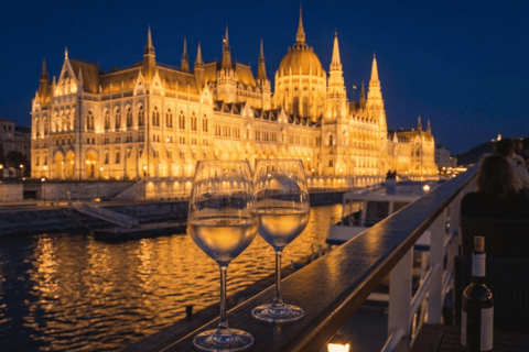 Budapest Evening Cruise with Unlimited Prosecco, Wine & Beer Budapest: Unlimited Wine, Beer, Prosecco & Soft Drink Cruise