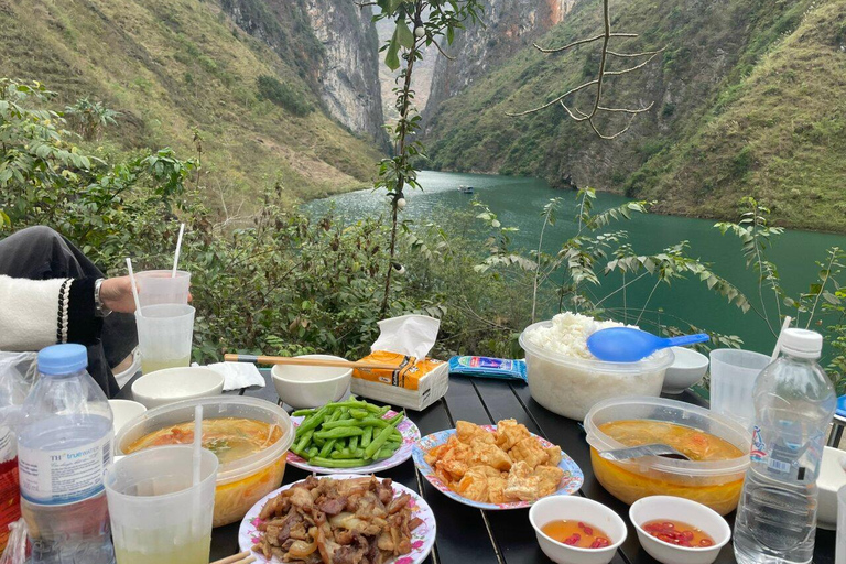 Depuis Hanoi : 3 jours de moto pour la boucle de Ha Giang avec Easy Rider