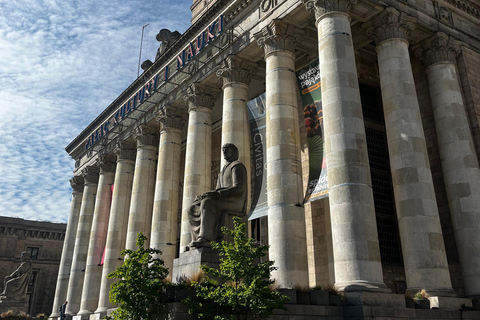 Warschau: Paleis van Cultuur en Wetenschap rondleidingRondleiding in het Pools