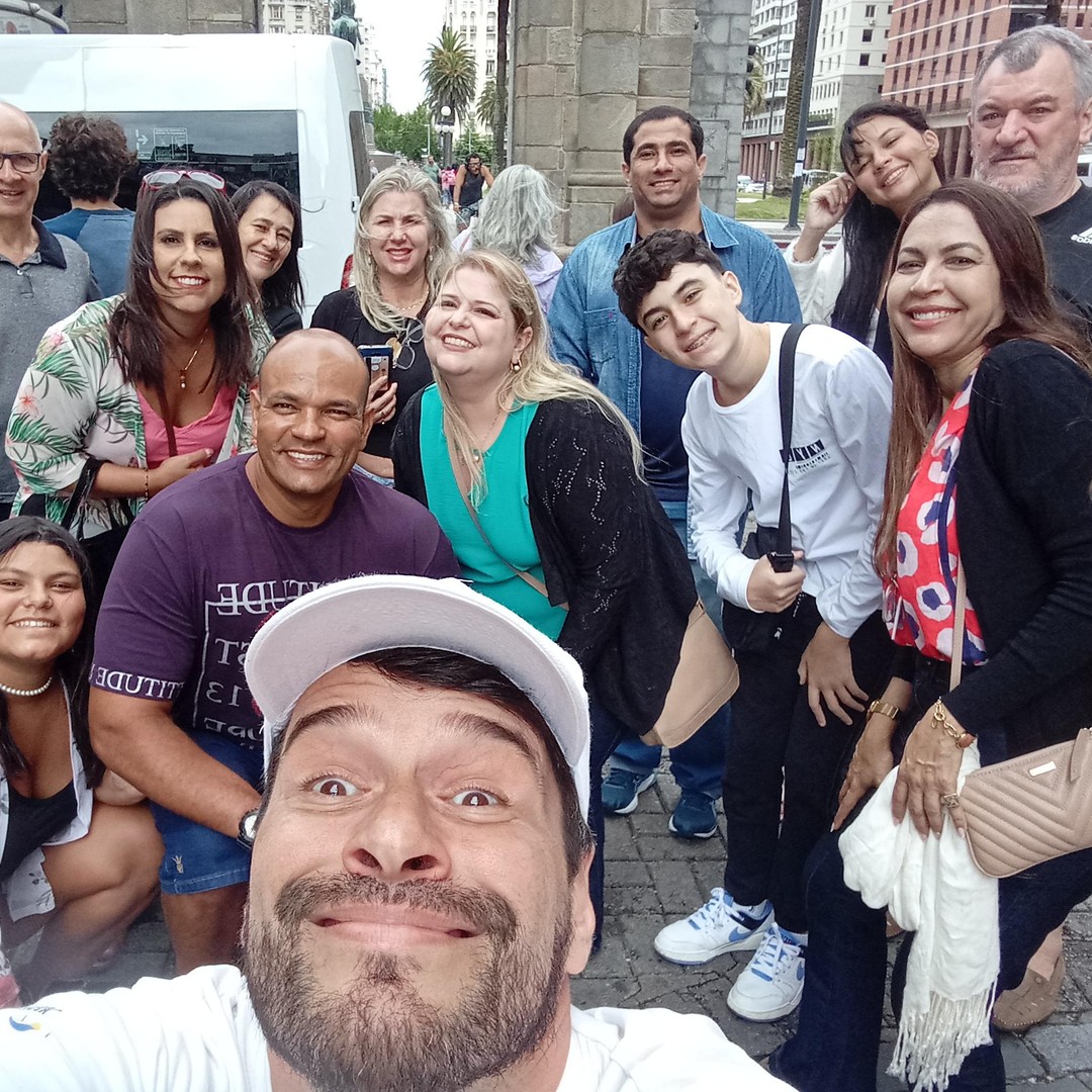Colagem de mídia