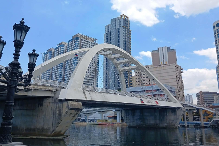 Manila: Weekend History, Food Crawl & Nightlife Tour
