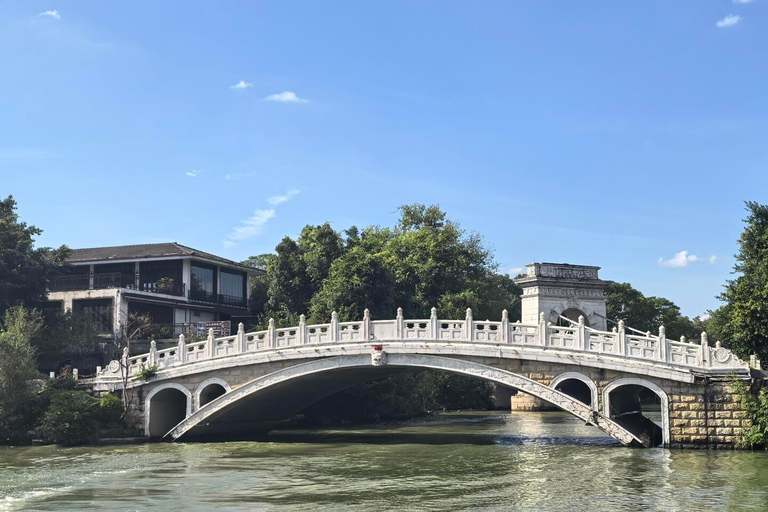 Guilin City Highlights Shared Cruise Day Trip + Pickup