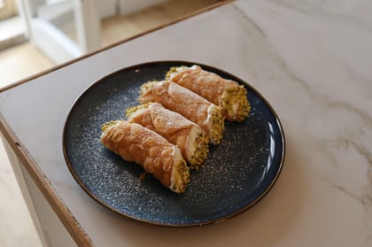 Catania: Cooking Class with Sicilian Feast and Etna View