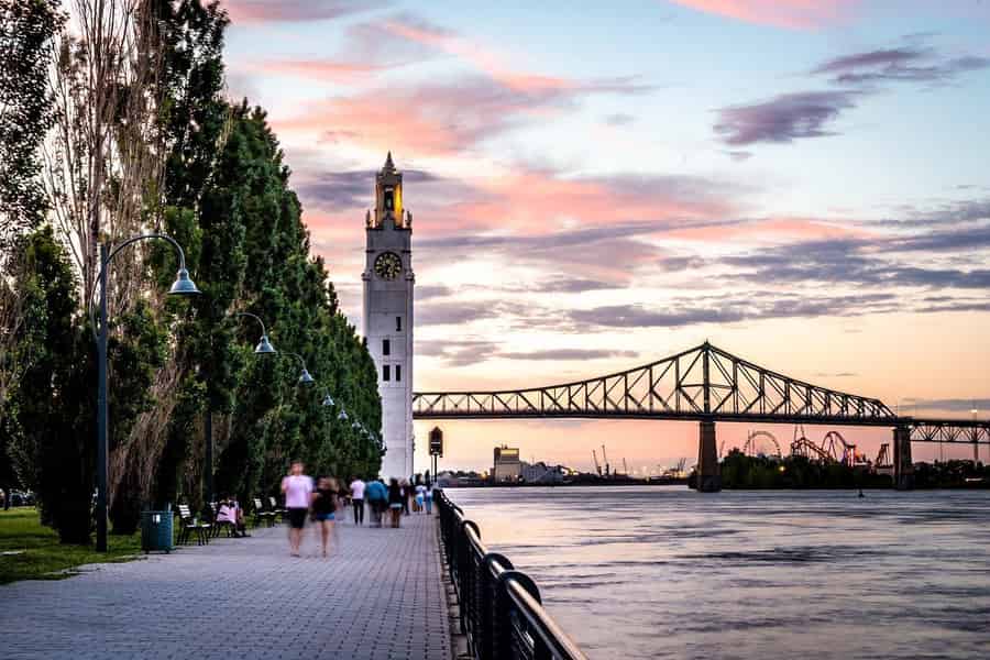 Montreal: Tour nach Toronto & zu den Niagarafällen mit Zug & Hotel. Foto: GetYourGuide Montreal: Tour nach Toronto & zu den Niagarafällen mit Zug & Hotel. Foto: GetYourGuide