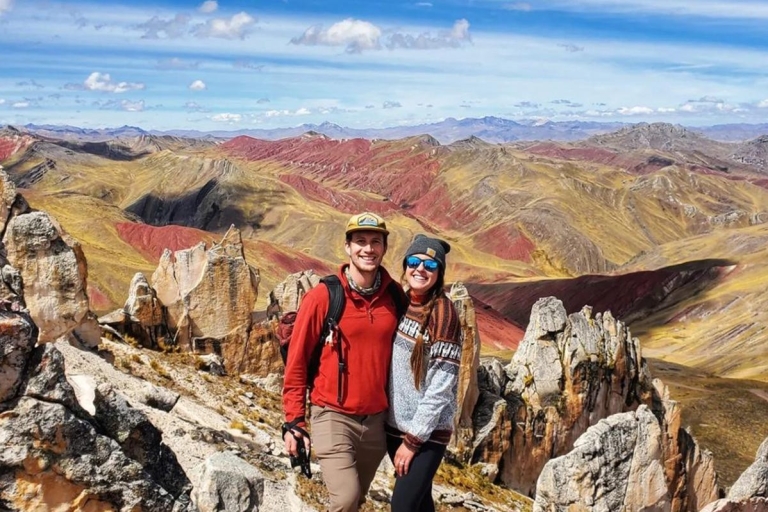 Von Cusco aus: Ganztägige Tour zum Palccoyo-Gebirge