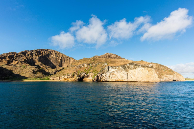 San Cristóbal: Vuelta 360 a la isla con snorkel