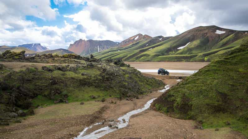 Reykjavíkból: Privát Landmannalaugar Super Jeep 4x4 túra