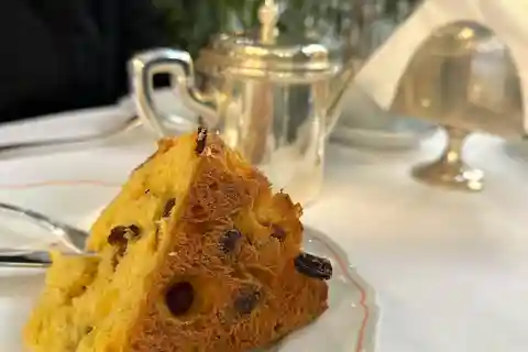 Milan's Panettone Tour