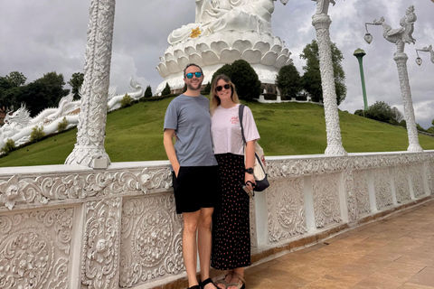 Chiang Rai: Private Half Day Tour – Temples & City Sights