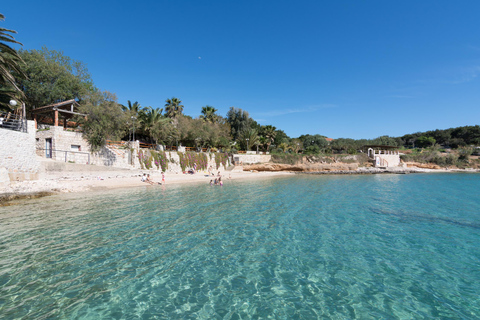 Visite d&#039;une jounée en bateau privé à Hvar et BračVisite privée d&#039;une journée en bateau rapide à Hvar et Brač au départ de Split