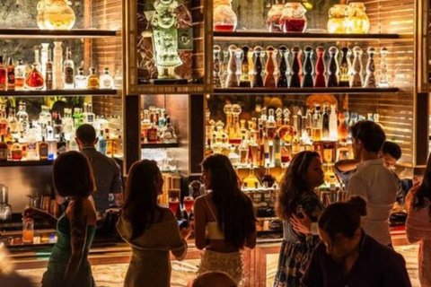 Da Nang: Nightlife Tour & Pub Crawl with Rooftop Bar & Clubs Da Nang: Guided Nightlife Tour with Rooftop, Club, Bar Visit