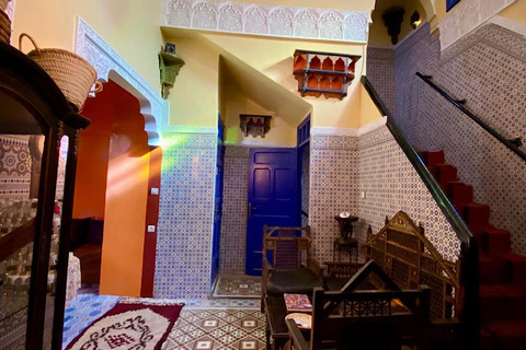 Marrakech: Souk Tour & Berber Hammam with Massage