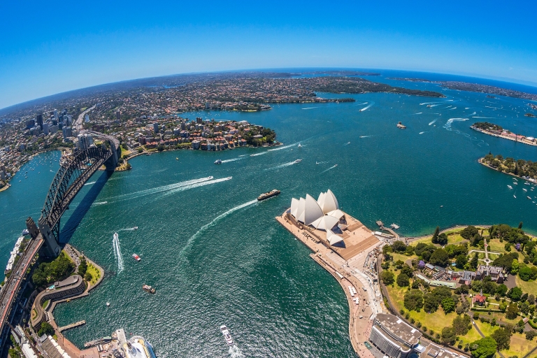 Darling Harbour : croisière touristique dans le port de Sydney