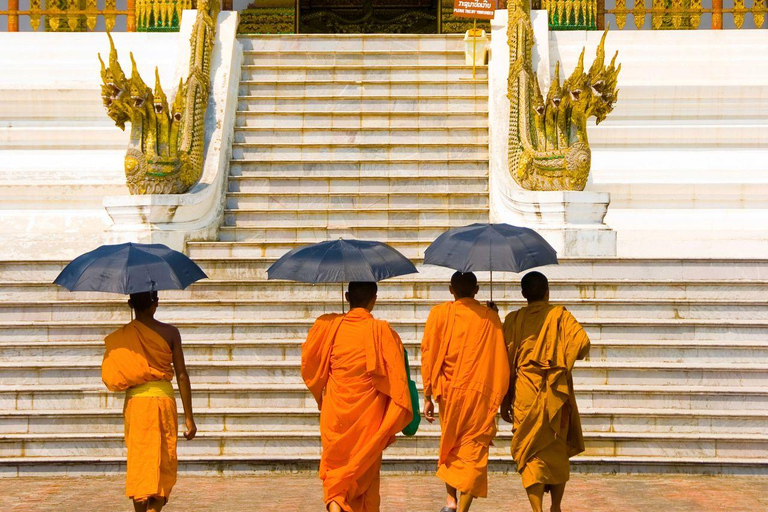 Luang Prabang: Temples, Museum, and Phousi Hill Private Tour