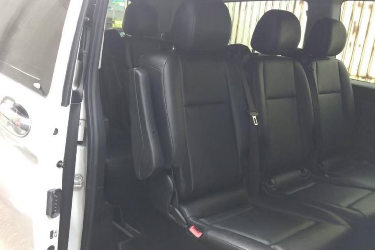 Taipei: Taoyuan Airport to/from Taipei City Private Transfer