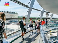 Berlin, Regierungsviertelrundfahrt und Reichstag Dombesuch - Hizvo