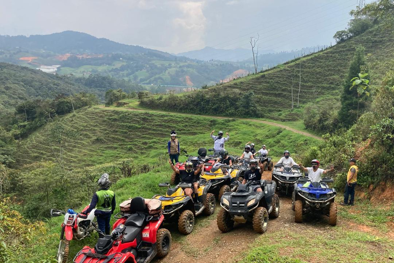 Medellín: TOUR privato in ATV 1.5H Include la cascataMedellín: TOUR privato in ATV 1,5H Con cascata inclusa