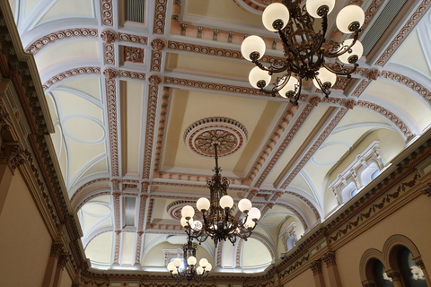 Adelaide: Victoria Square Walking Tour with Guide