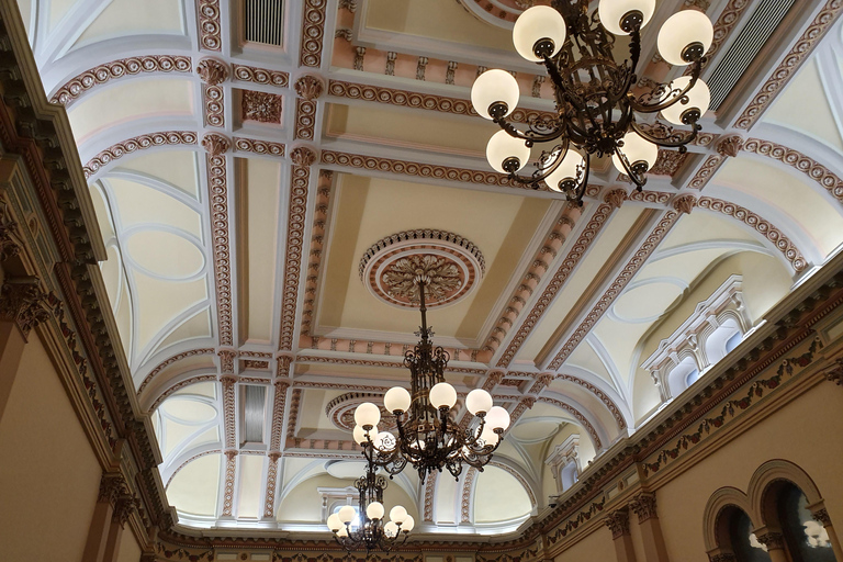 Adelaide: Victoria Square Walking Tour with Guide